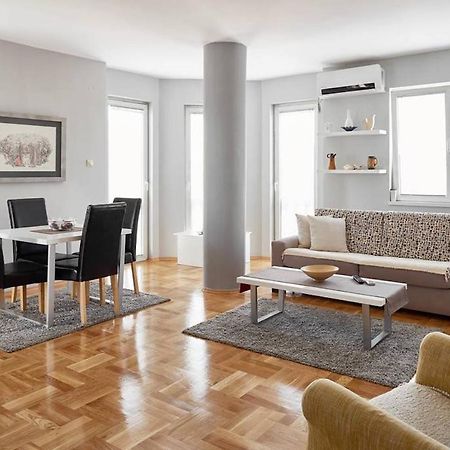 Bright Apartment Near City Center Scopia Exterior foto